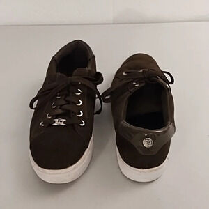 Liz Claiborne 9 Olive Vegan Suede Tennis Shoes Gold & Patent Accents Athleisure